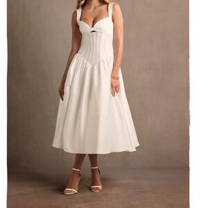 BRAND NEW Azazie Atelier Arwen Cream Dropped Waist Midi Dress in Size 0